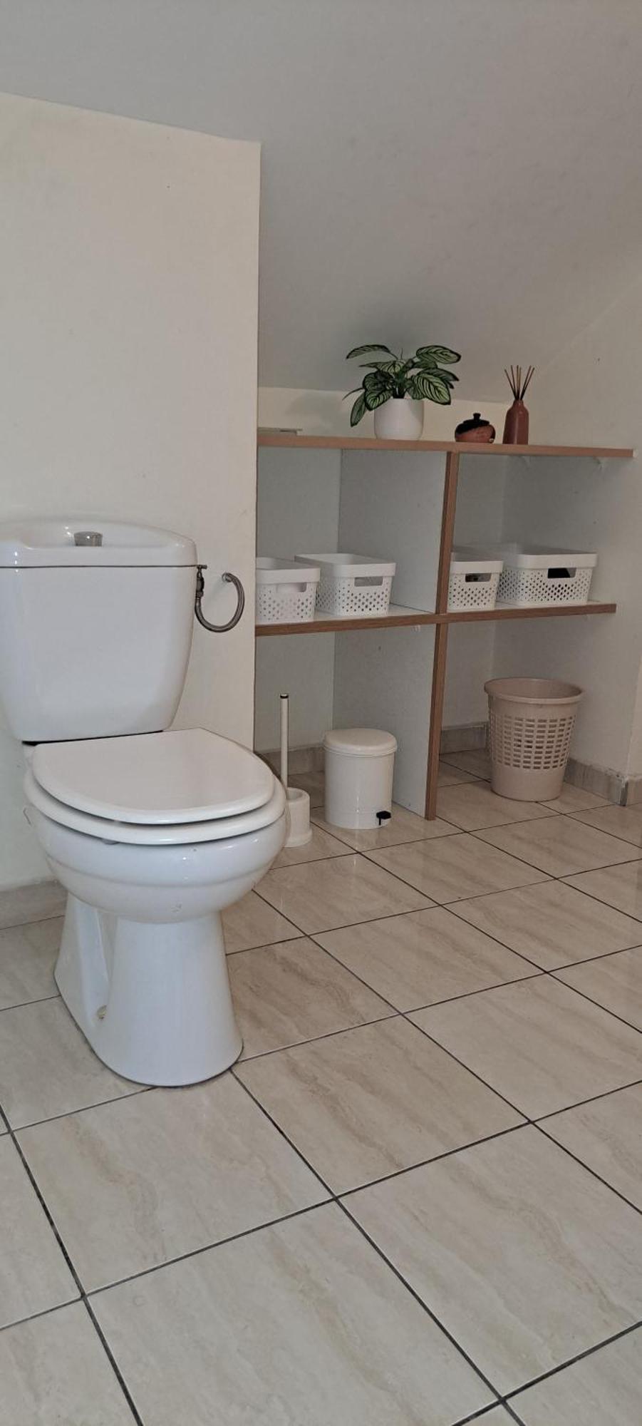 Logement Spacieux Deux Pieces A Baie Mahault Exterior foto